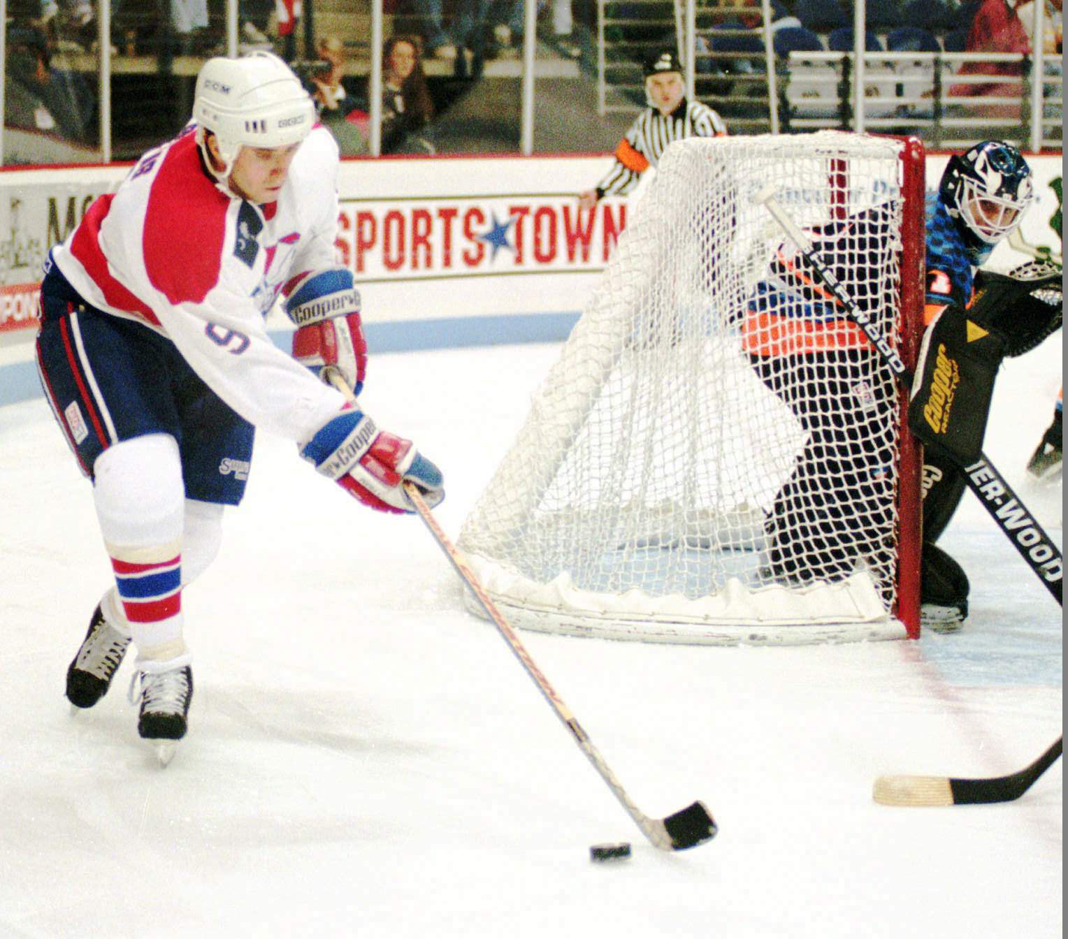 Mike Bavis action from Stingrays